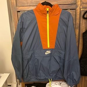 Nike windbreaker new